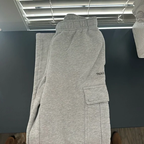 Aritzia Gray Cargo Pants - Picture 2 of 3